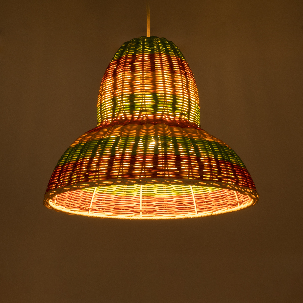 GloboStar® CABALLEROS 02057 Boho Κρεμαστό Φωτιστικό Καμπάνα Μονόφωτο 1 x E27 IP20 Πολύχρωμο Ξύλο - Μ40 x Π40 x Υ30cm