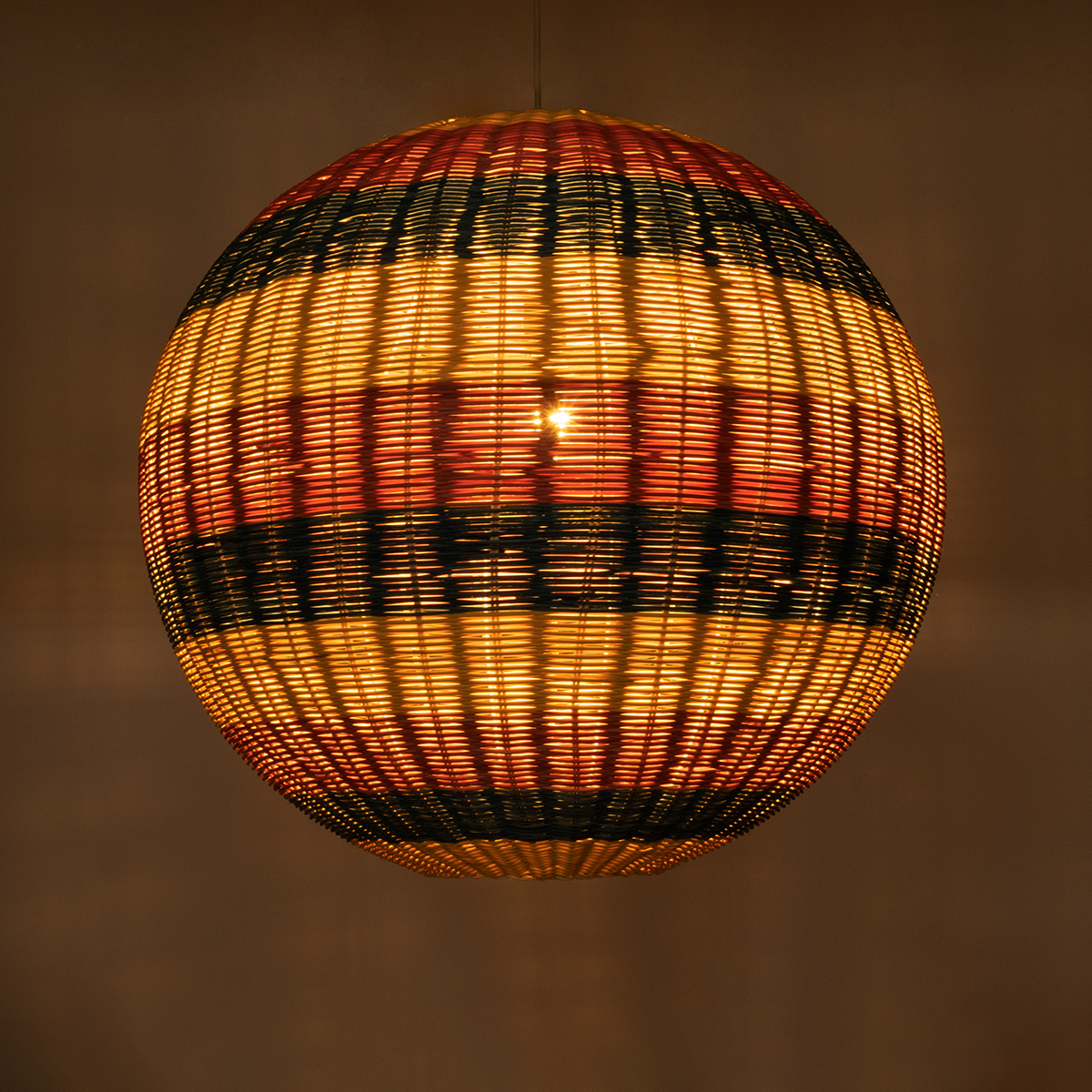 GloboStar® CABALLEROS 02064 Boho Κρεμαστό Φωτιστικό Μπάλα Μονόφωτο 1 x E27 IP20 Πολύχρωμο Ξύλο - Μ100 x Π100 x Υ100cm