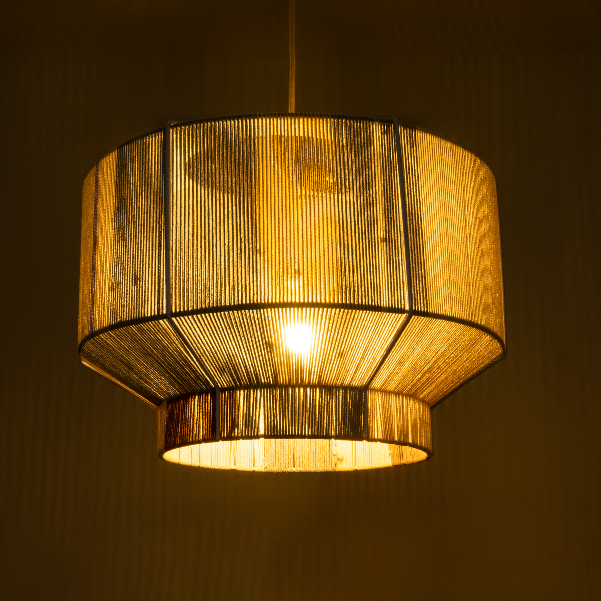 GloboStar® SALERNO 02290 Boho Κρεμαστό Φωτιστικό Πλέγμα Μονόφωτο 1 x E27 IP20 Πολύχρωμο Σχοινί - Μ50 x Π50 x Υ35cm