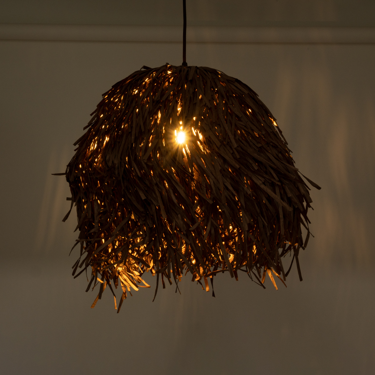 GloboStar® GUADELOUPE 02293 Boho Κρεμαστό Φωτιστικό Πλέγμα Μονόφωτο 1 x E27 IP20 Καφέ Ράφια - Μ50 x Π50 x Υ40cm
