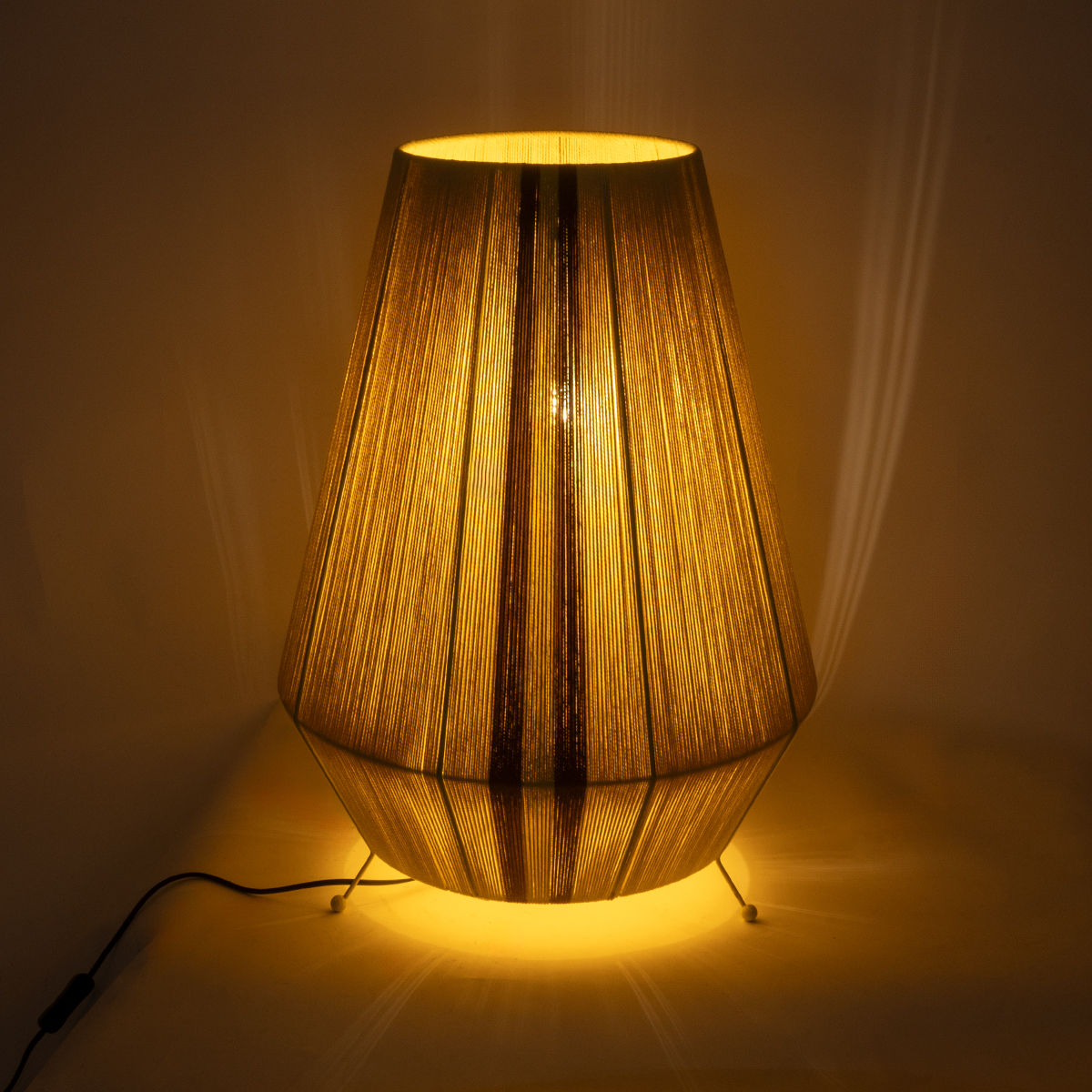 GloboStar® SALERNO 02331 Boho Επιδαπέδιο Φωτιστικό Μονόφωτο 1 x E27 IP20 Μπεζ, Καφε & Κίτρινο Νήμα - Μ50 x Π50 x Υ70cm