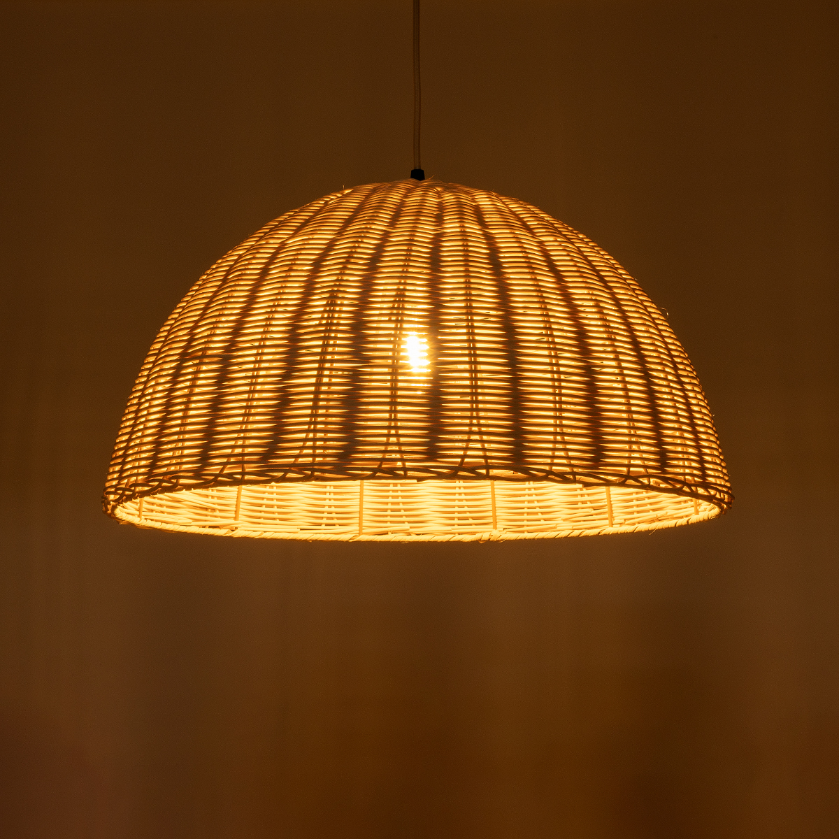 GloboStar® MONTANA 02378 Boho Κρεμαστό Φωτιστικό Καμπάνα Μονόφωτο 1 x E27 IP20 Μπεζ Ξύλο - Μ50 x Π50 x Υ25cm