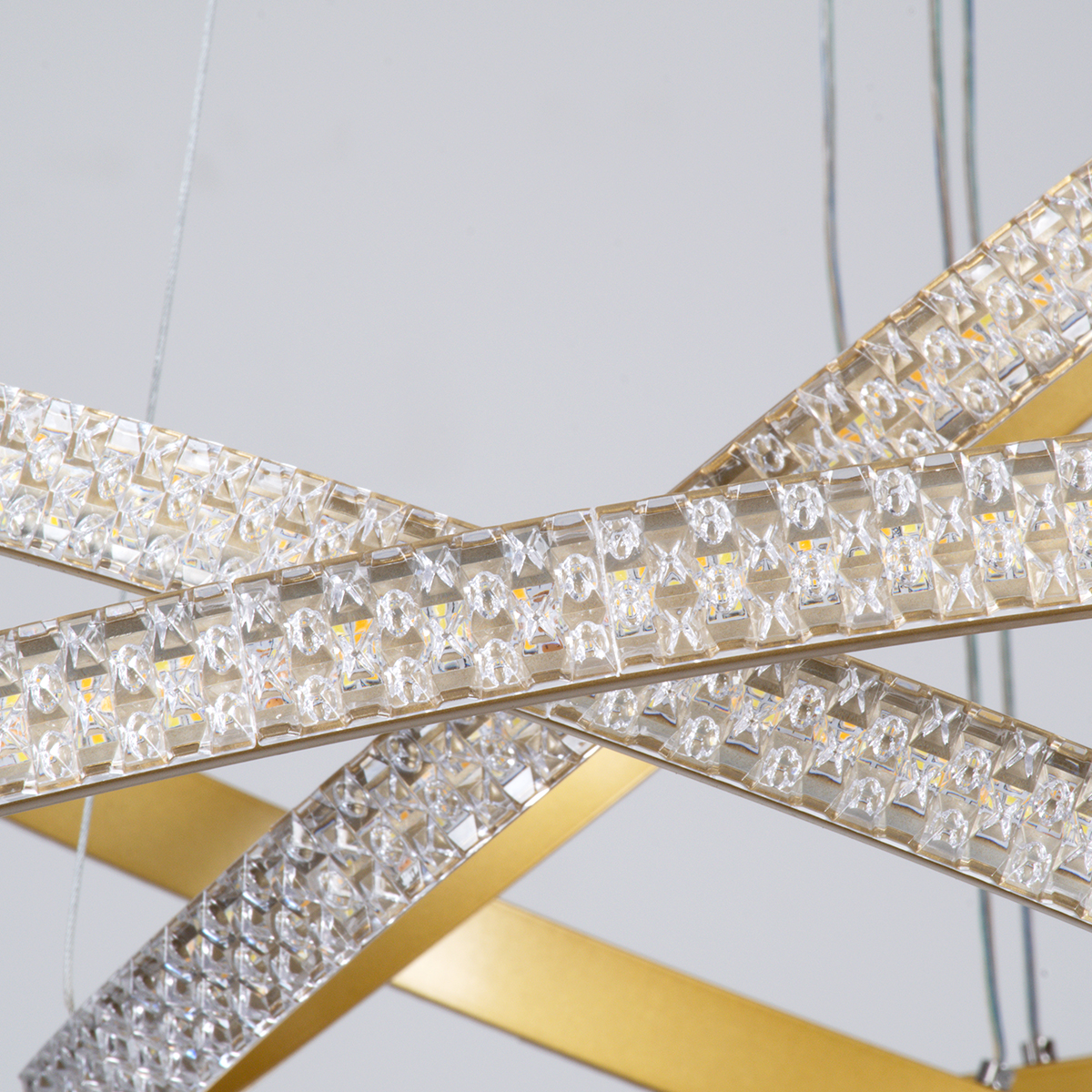 GloboStar® DIAMOND TRIO 61139 Κρεμαστό Φωτιστικό Δαχτυλίδι-Κύκλος LED CCT 120W 14723lm 360° AC 220-240V - Εναλλαγή Φωτισμού μέσω Τηλεχειριστηρίου All In One Ψυχρό 6000k+Φυσικό 4500k+Θερμό 2700k Dimmable Φ40+60+80cm - Χρυσό Βούρτσας - 3 Years Warranty
