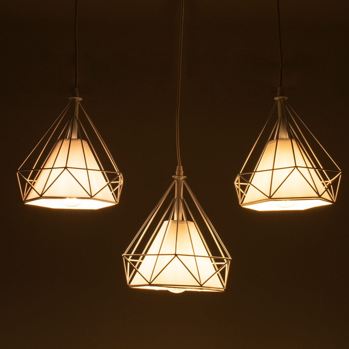 GloboStar® EIFFEL 61570 Vintage Κρεμαστό Φωτιστικό Ράγα Τρίφωτο 3 x E27 IP20 Λευκό Μέταλλο με Λευκό Ύφασμα - Μ68 x Π25 x Υ130cm