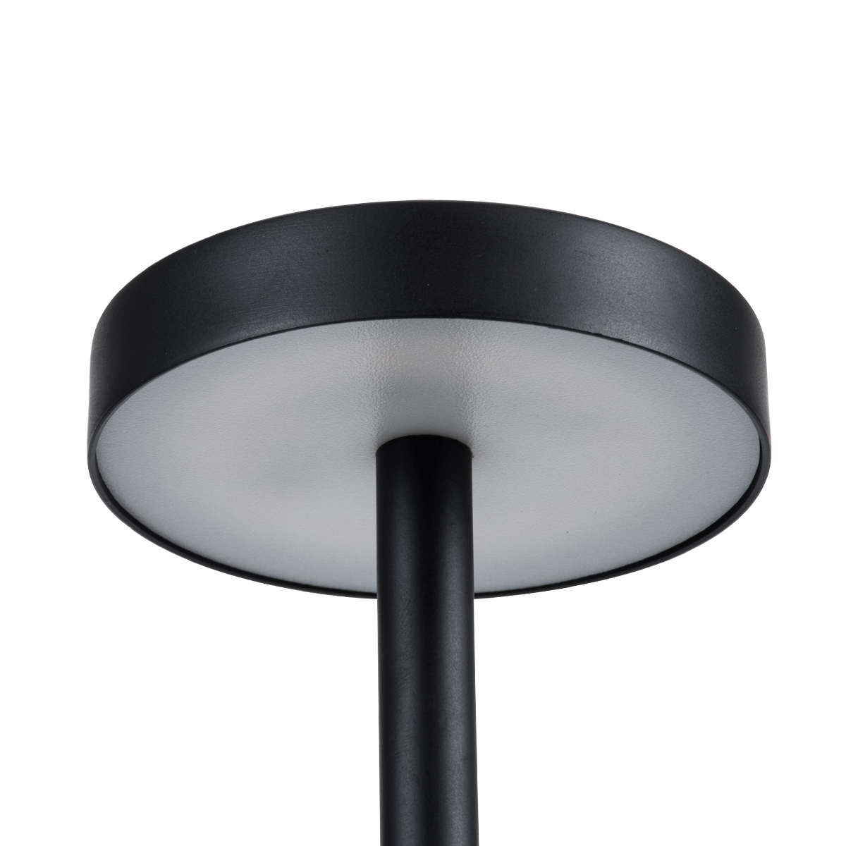 GloboStar® JOJO 76520 Μοντέρνο Επιτραπέζιο Φωτιστικό Πορτατίφ LED 1.5W 105lm 120° DC 5V Επαναφορτιζόμενο με Μπαταρία Li-ion 1800mAh - Διακόπτη Αφής με 3 Εναλλαγές Φωτισμού CCT Θερμό - Φυσικό - Ψυχρό 1500K - 4500K - 6000K Dimmable - D8 x H34cm - Μαύρο