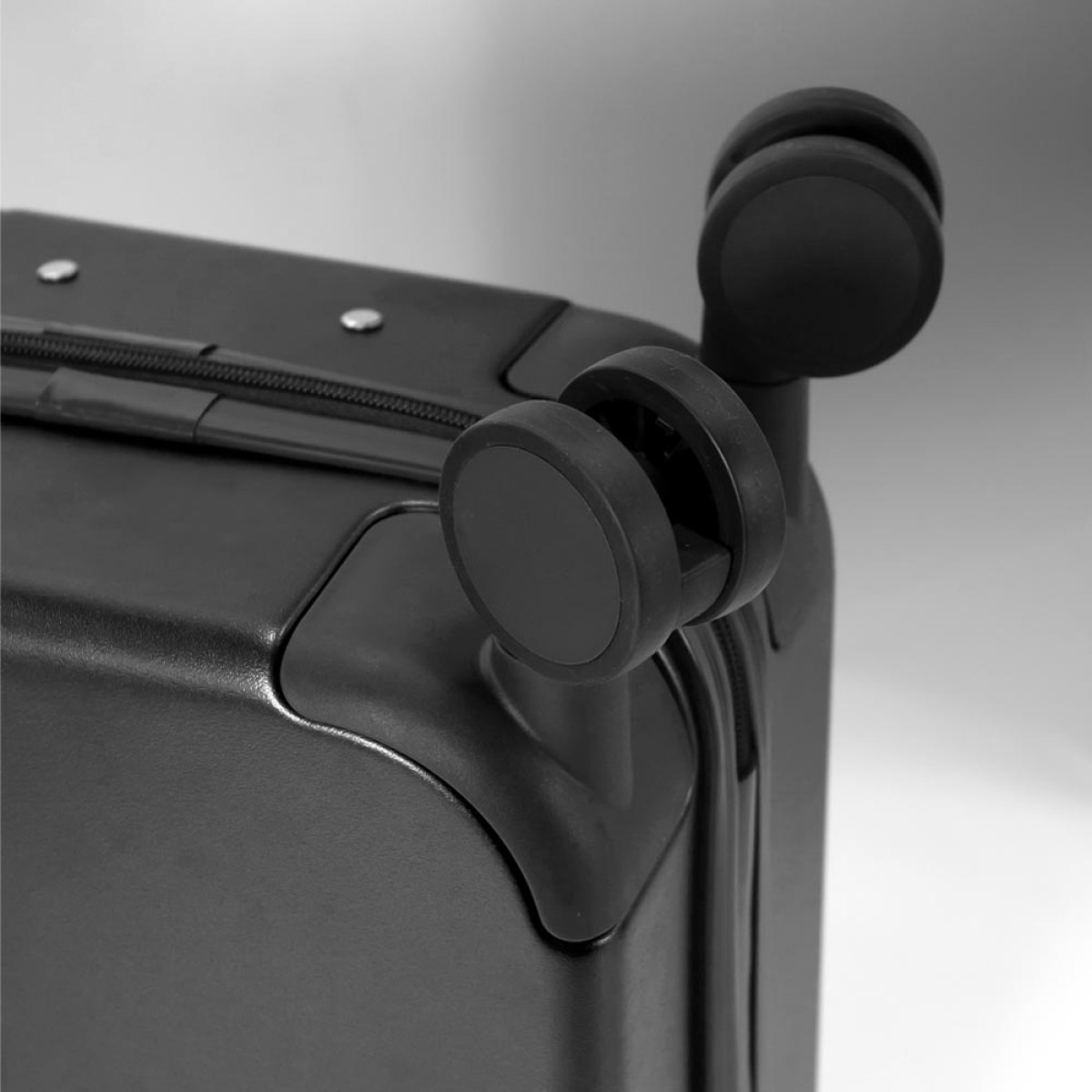 Βαλίτσα (under seat) BENZI BZ5789 (44x34x20 cm) Μαύρο